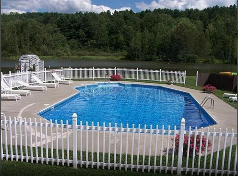 Commodores Hotel 3*